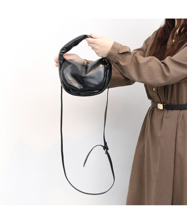 UNBILLION カシュカシュ cachecache / ハーフムーンワンハンドルミニショルダー ブラック