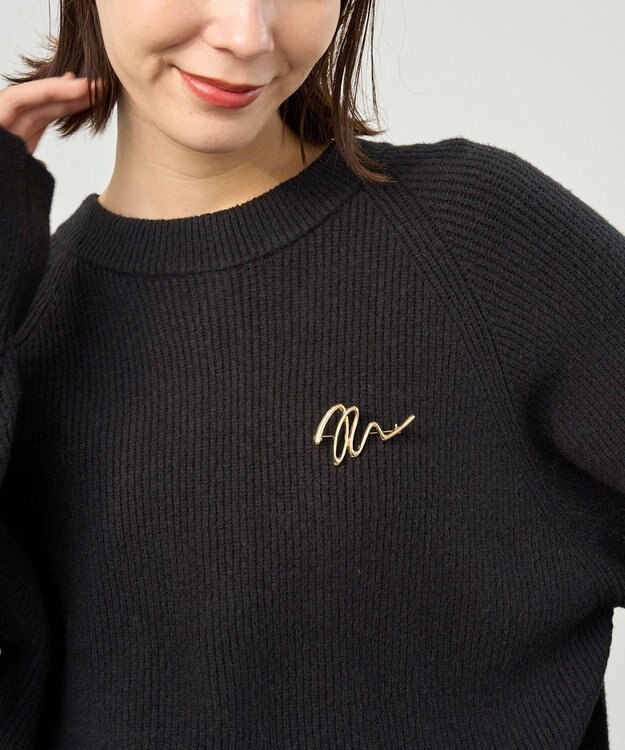 UNFILO モチーフブローチ ゴールド