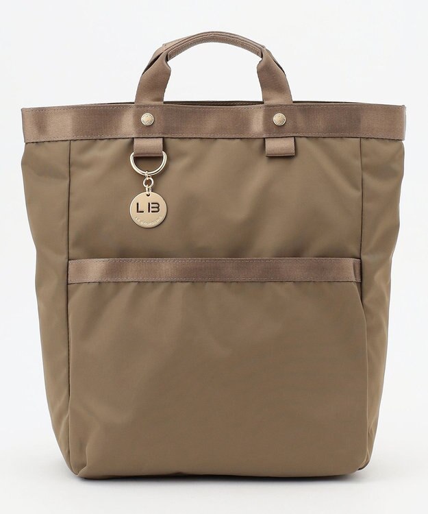 LA BAGAGERIE チャーム付き　ナイロンリュック ベージュ