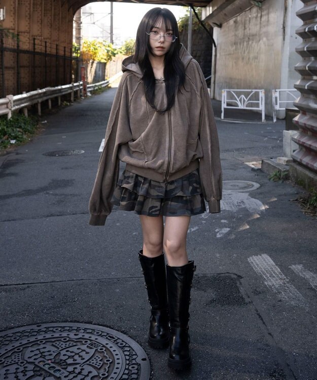 WEGO 【ユニセックス着用ITEM/MLサイズ展開】スウィッチングZIPパーカー ブラウン