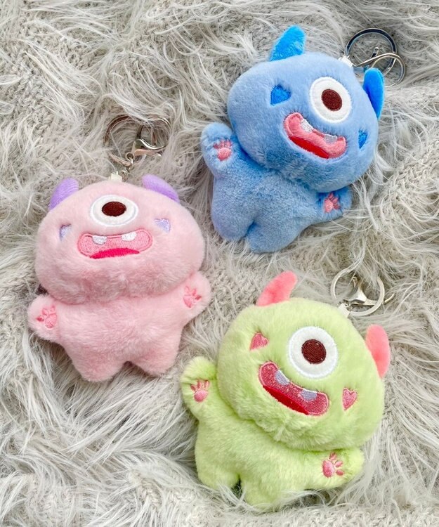 【海外限定】ウパー ぬいぐるみ バッグ キーホルダー バッジ 海外限定】パルデアウパー ぬいぐるみ バッグ キーホルダー