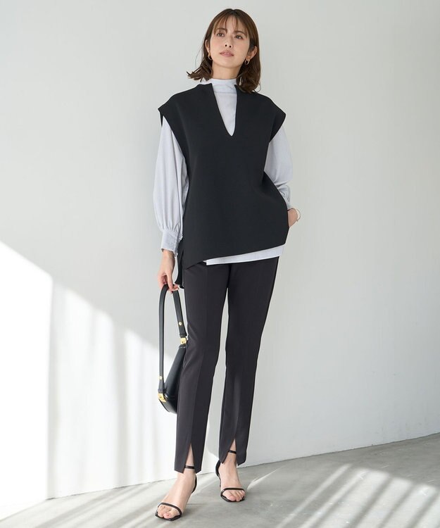 UNFILO フォルムニットジレ ブラック