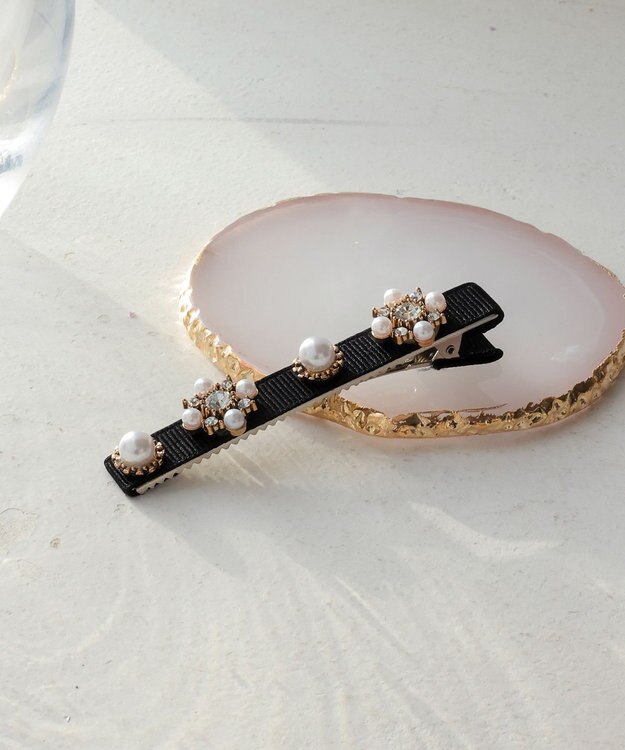 Tiaclasse ビジューグログランヘアクリップ ブラック