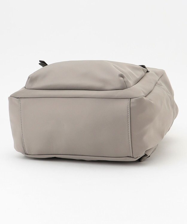 J.PRESS LADIES 【PC収納可】ナイロン リュック ライトグレー系