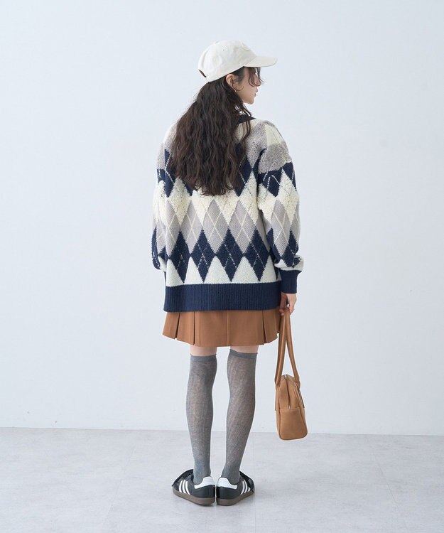 earth music&ecology ダメージロゴキャップ Ivory