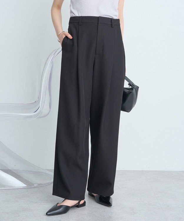 earth music&ecology タックストレートパンツ Black