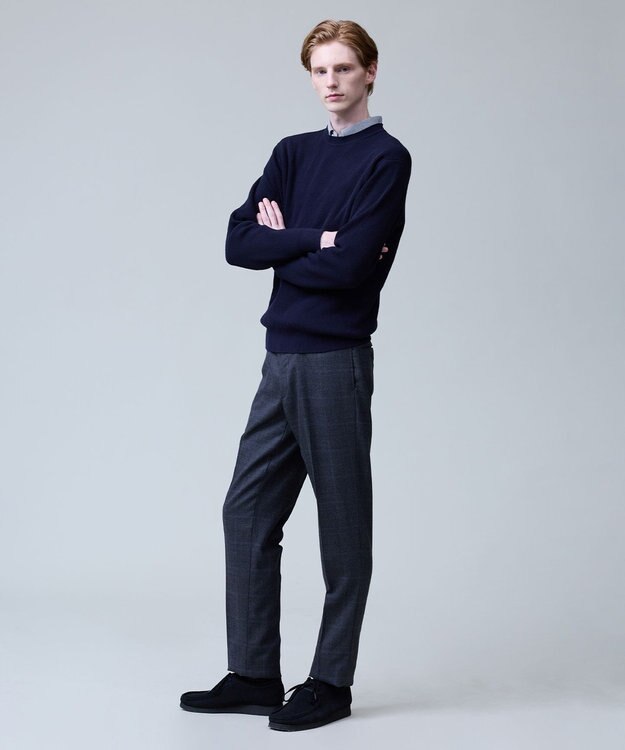 J.PRESS MEN 温かさと軽さの快適素材【ストレッチ / イージーケア】【FLEX YARN】片畔クルーネック ニット ネイビー系