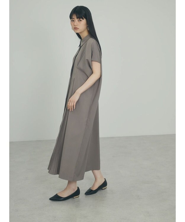 Green Parks ａ．タックプリーツシャツワンピース Gray Beige