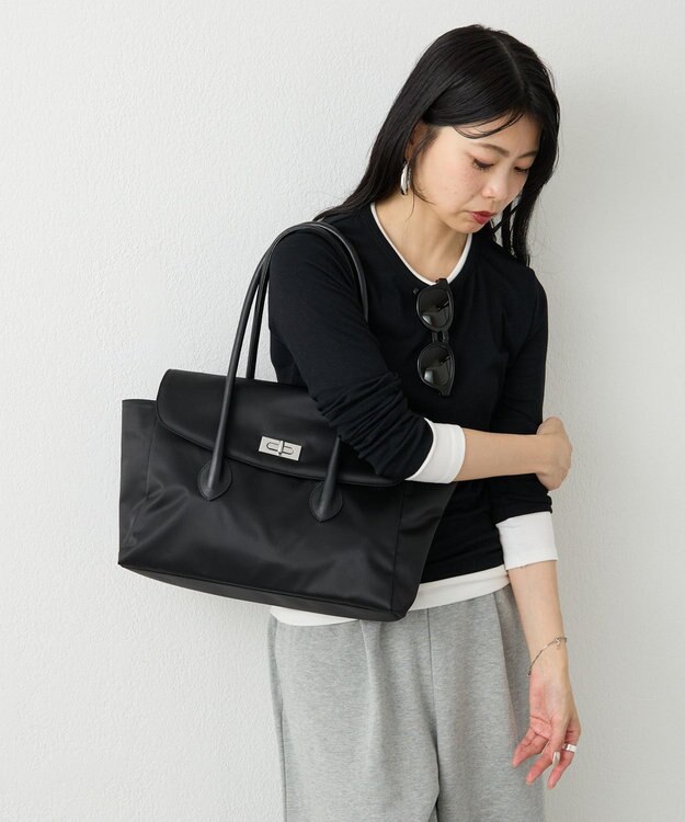 russet 《@__serako.r__企画》クラウズナイロンフラップトートバッグ(CE-1690) Black