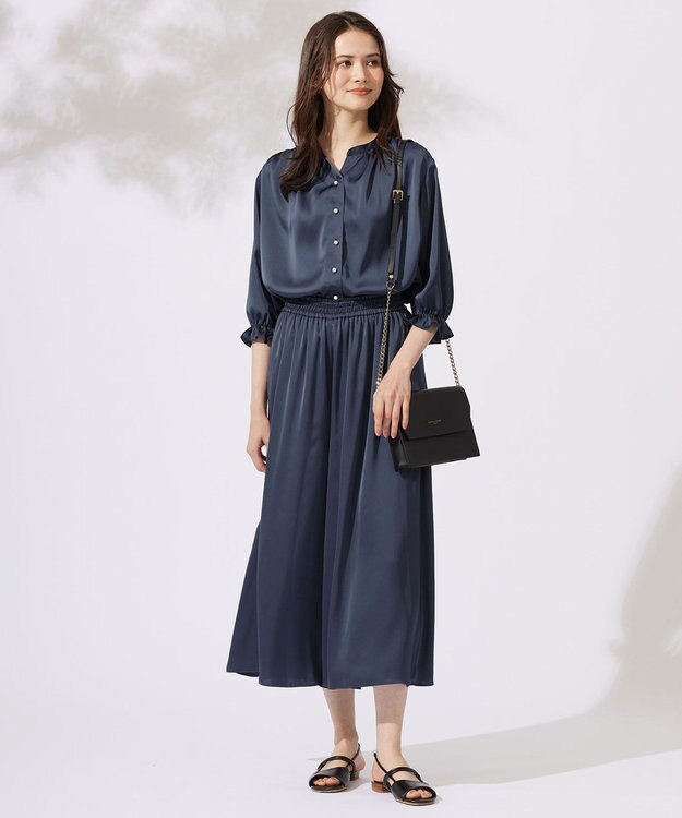 自由区 L 【カタログ掲載・WEB&一部店舗限定・セットアップ対応・洗える】セミブライトサテン ブラウス インク