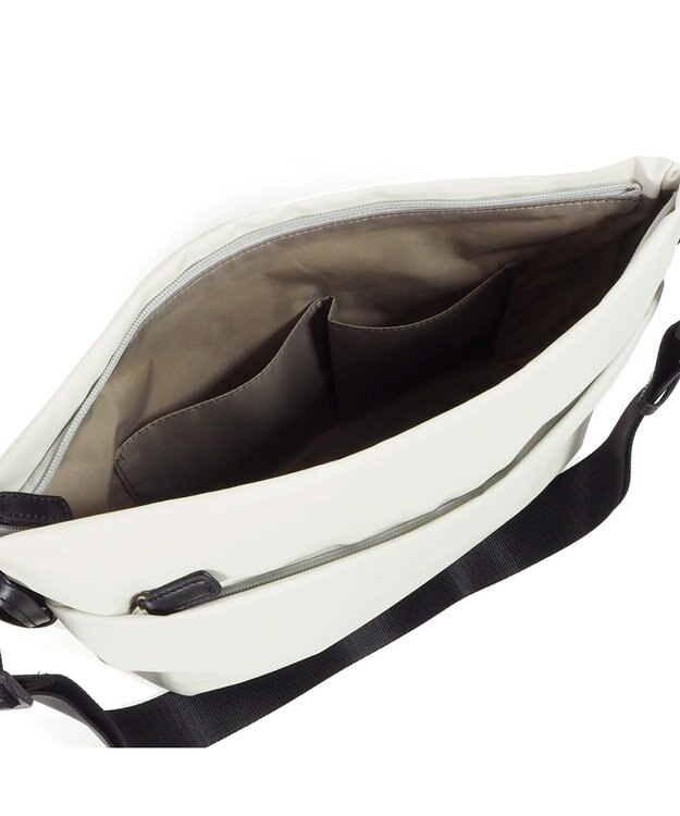 PELLE BORSA ラウンドショルダー Cheers チアーズ 4672 アイボリー