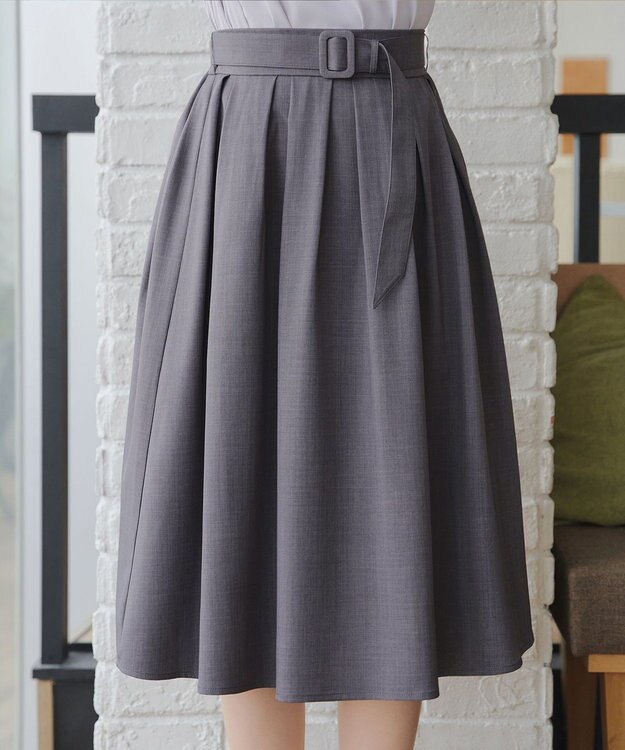 Tiaclasse L ベルト付きフレアスカート チャコールグレー