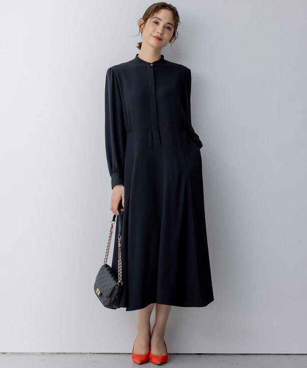 組曲 L 【WEB限定】バックサテンジョーゼット ワンピース ネイビー系