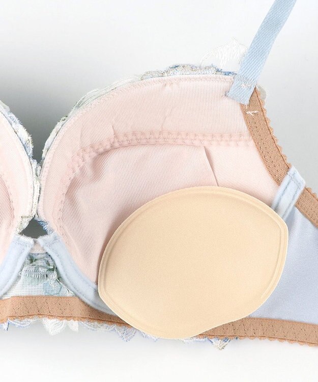 WACOAL ブラジャー 【リボンブラ 胸もとフィットながもち】 きれいな谷間をメイク 動いても谷間をキープ Gカップまで対応 大きいサイズ レディース BXB490 /ワコール サックス