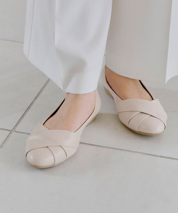 Tiaclasse 【安田美沙子さん/小倉優子さん着用】捻りデザインパンプス アイボリー