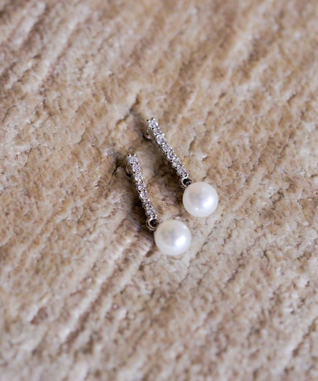 Tiaclasse 【金属アレルギー対応・養殖パール】ストーンバー＆パールピアス シルバー