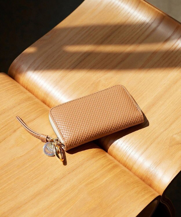 TOPKAPI 【TREASURE TOPKAPI】クロスエンボス レザー L字ファスナー 長財布 キャメル