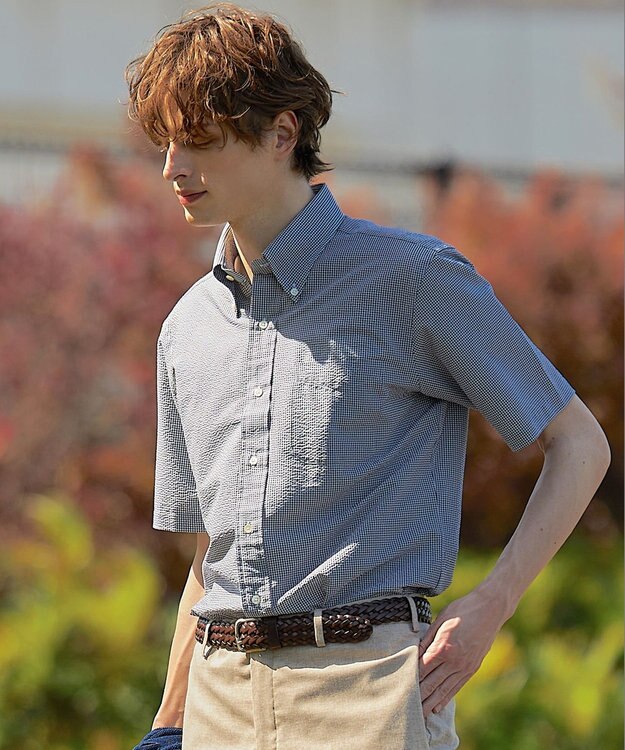 J.PRESS MEN 【新素材 / 高通気性 / 軽量 / イージーケア / 撥水】【BEAT HEAT SYSTEM】半袖シャツ / B.D. ネイビー系3