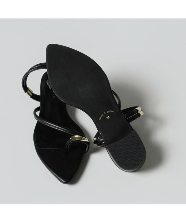 MODE ET JACOMO <carino>トングサンダル ブラック