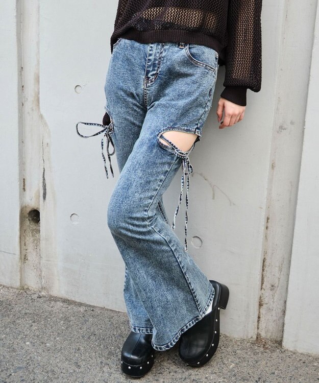 WEGO カットアウトリボンストレッチデニムフレアパンツ デニム中濃加工色