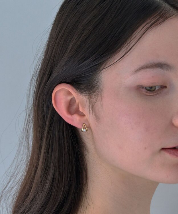 Phoebe 【痛くないシリーズ/金属アレルギー対応】ドロップパールライトフィットイヤリング　ゴールド ゴールド