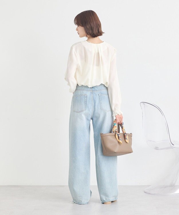 earth music&ecology フロントツイストブラウス Ivory