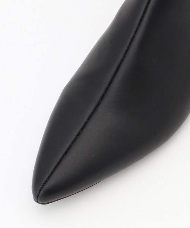 23区 ポインテッドトゥ ブーティー ブラック系