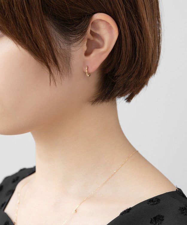 TOCCA 【WEB限定】DAISY PETAL HOOP PIERCED EARRINGS K10ゴールド 淡水パール 2WAYピアス イエローゴールド系