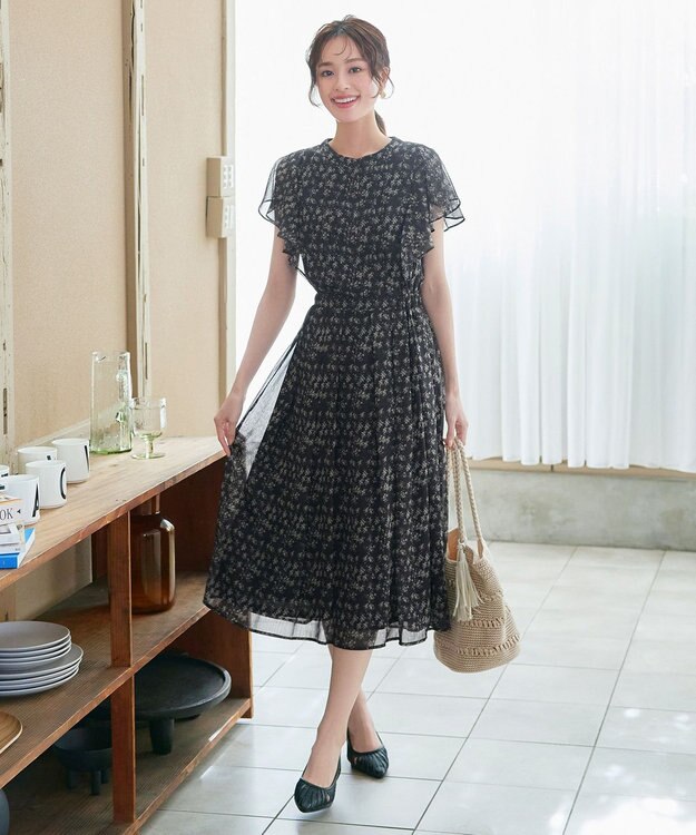 Tiaclasse L 【新色追加】フレアスリーブワンピース ネイビー