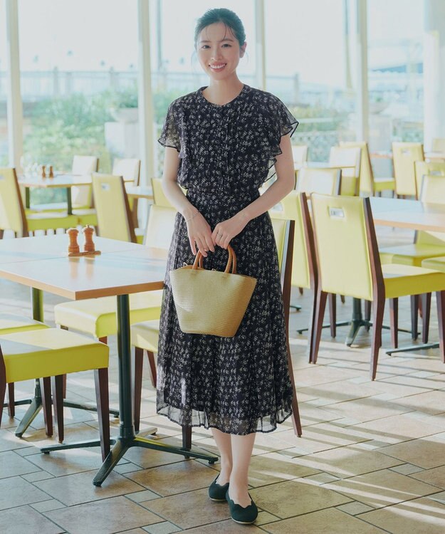 Tiaclasse L 【新色追加】フレアスリーブワンピース ネイビー