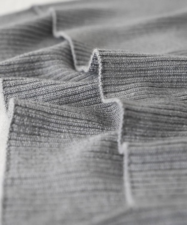 muuc 〈洗えるニット〉〈肌に優しいニット〉〈カシミヤ×シルク×ウール〉〈通年着られるニット〉リブ編みタートルネックニットプルオーバー グレー