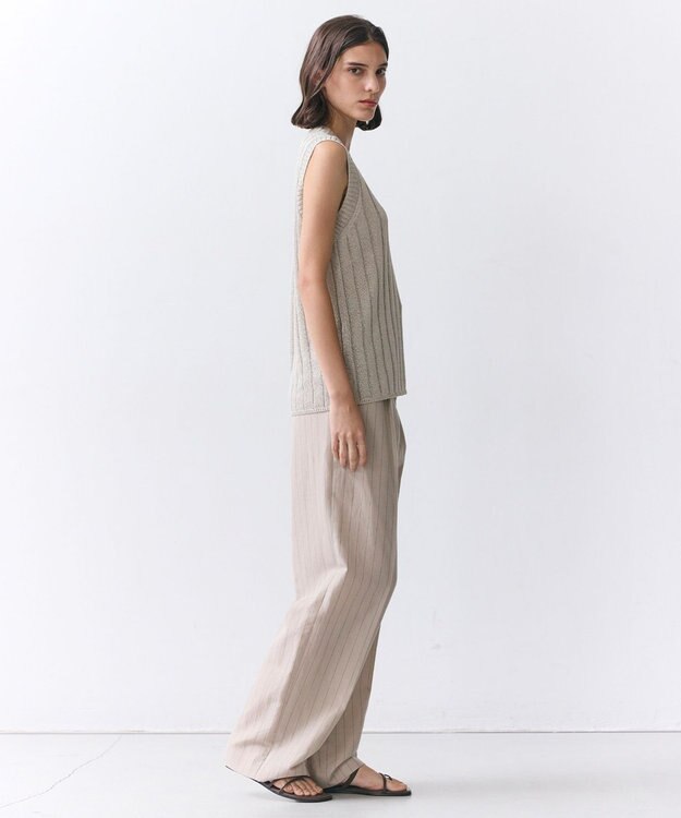 BEIGE， ERYTH / リネンストライプ タックワイドパンツ Flax × Bordeaux