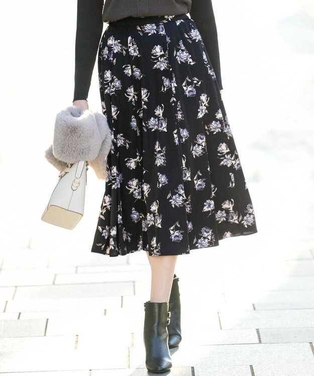 ANY SIS フラワータック スカート ネイビー系