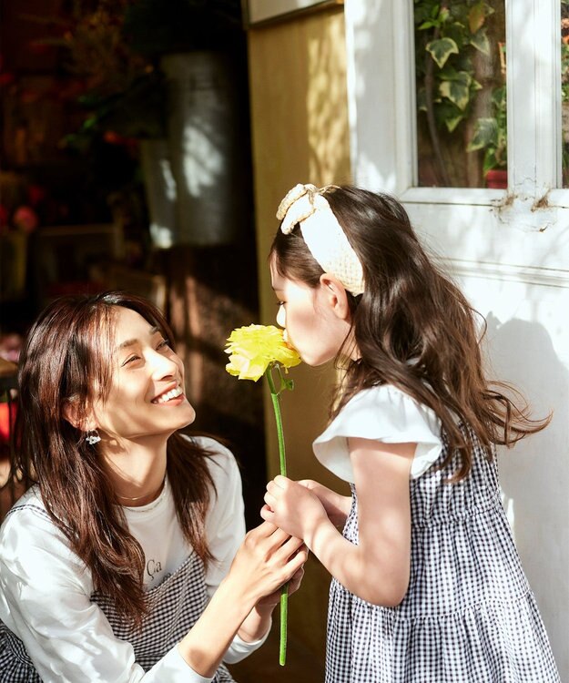 ANY 【WEB限定】ランダムパールピアス(両耳用) ライトゴールド