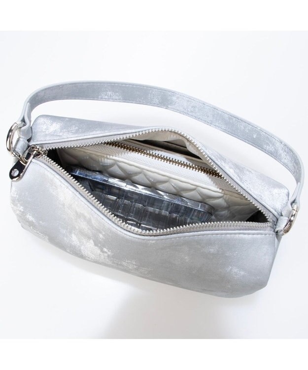 UNBILLION カシュカシュ cachecache / シルクサテン風合皮筒形ショルダー シルバー