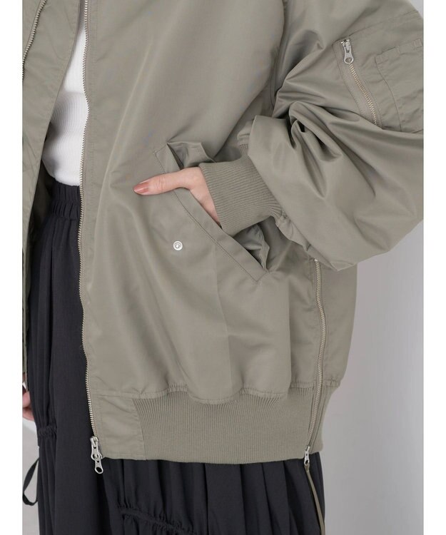 earth music&ecology ＢＩＧ　ＭＡー１ Khaki