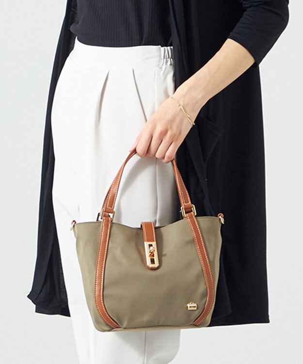 LA BAGAGERIE ひねり金具付きエレガンストート　SSサイズ グレージュ