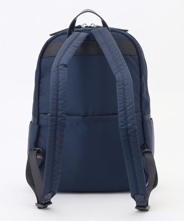 LA BAGAGERIE エナメルアクセントリュックサック ネイビー