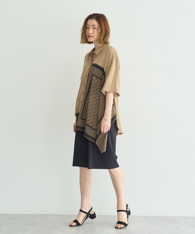 YECCA VECCA 【尾崎紗代子さん着用】タックハーフパンツ Navy