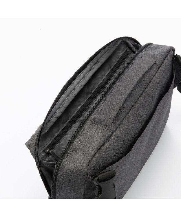 ACE BAGS & LUGGAGE エースジーン ホバーライト2 ボディバッグ 67614 グレー