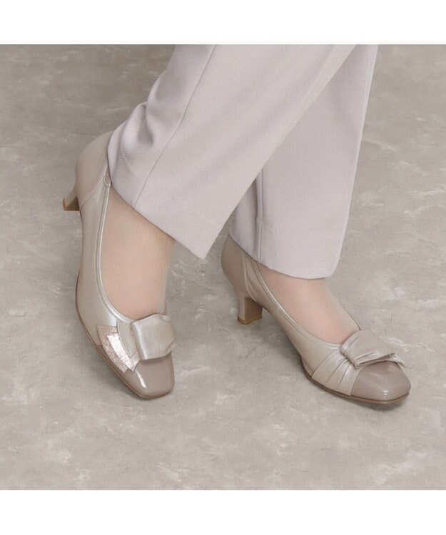 Riz raffinee <Riz raffinee>【高機能】スクエアドレープパンプス ベージュメタリック