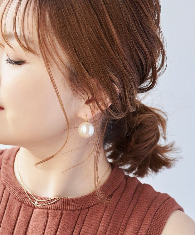 Phoebe 〈シリーズ累計販売5000点突破！〉≪TV番組着用商品≫ビッグパールフックピアス　ホワイト ゴールド