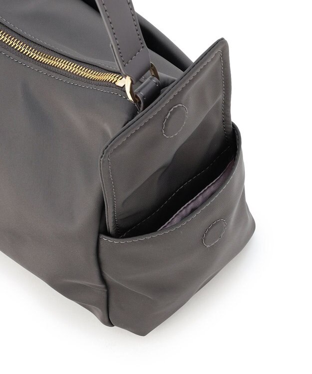 TOCCA IN CREADLE NYLON BAG Ｍ ワンショルダーバッグ ライトグレー系