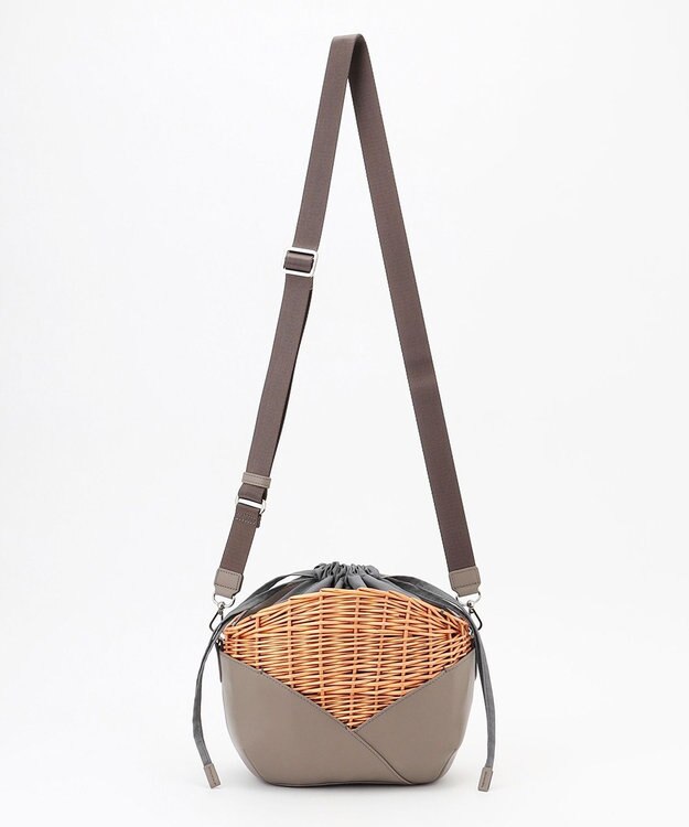 Y'SACCS 【ムック本掲載】ウィッカーバスケットショルダー グレージュ