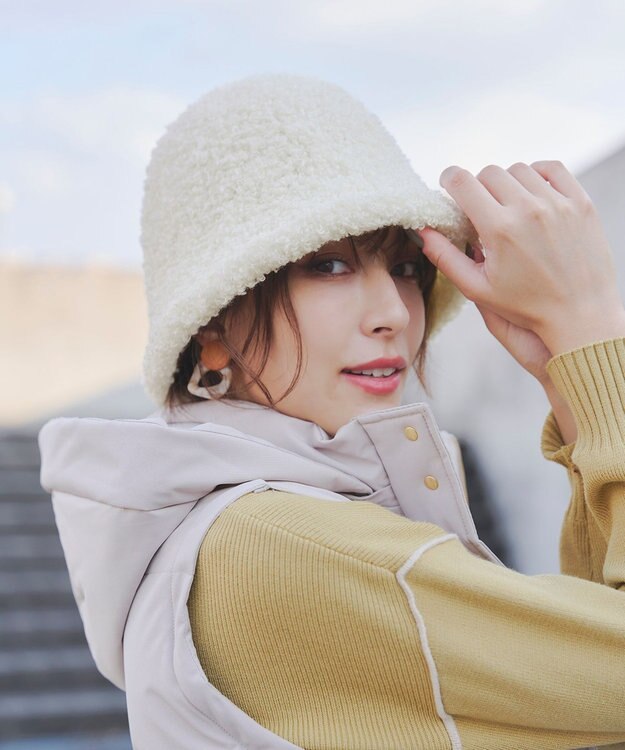 Tiaclasse ボアバケットハット アイボリー