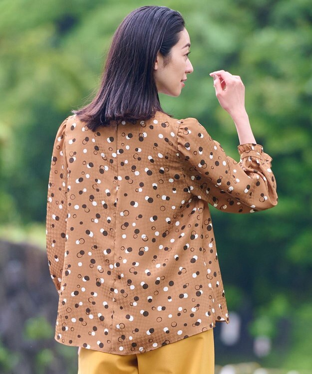 自由区 【セットアップ対応・洗える】ドットプリント ブラウス ブロンズベース
