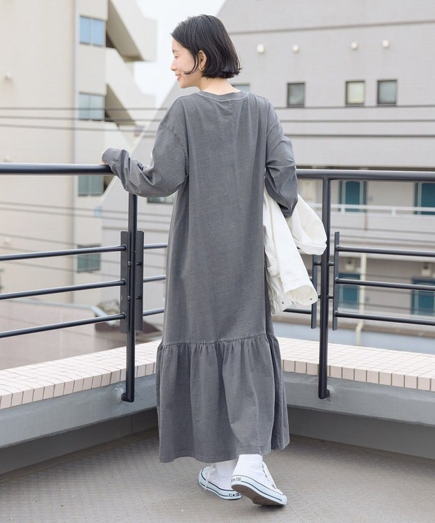 AMERICAN HOLIC ロゴティアードカットワンピース Charcoal Gray