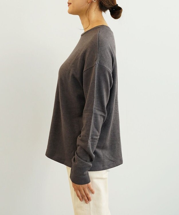 TOQUE 〈大草直子さんアドバイザー〉【ユニセックス】ロイヤルベビーアルパカ×タンギスコットン 裏毛 クルーネックトップス チャコールグレー