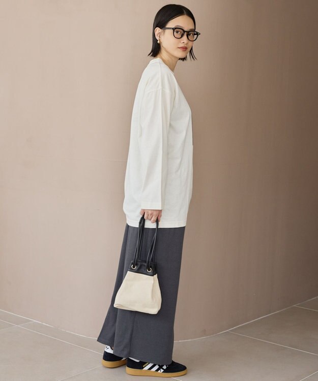 AMERICAN HOLIC ボックス箔プリントロングTシャツ Off White