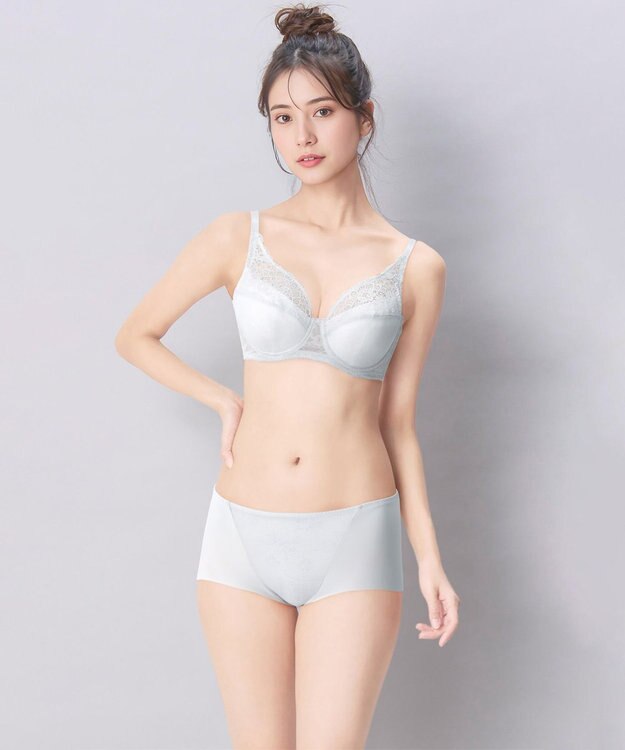 Wing ブラジャー 汗のベタつきや不快感を軽減 背中すっきり 自然なまる胸メイク 【夏のうすかるブラ】 フルカップブラ 春 夏 KB2173 ウイング／ワコール サックス